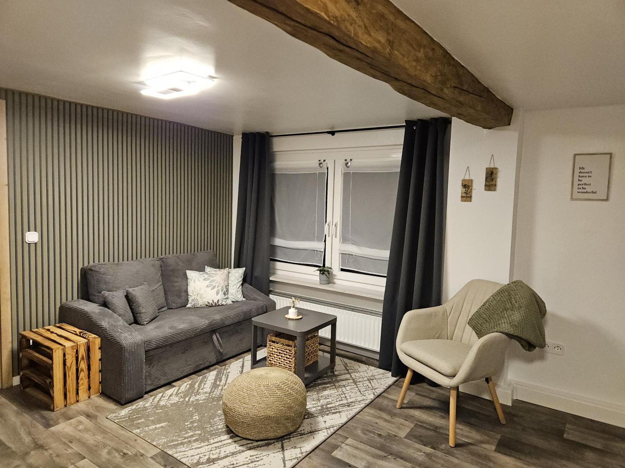 Gemuetliche Ferienwohnung Im Westerwald - "Ferienwohnung Grau" Weitefeld Buitenkant foto
